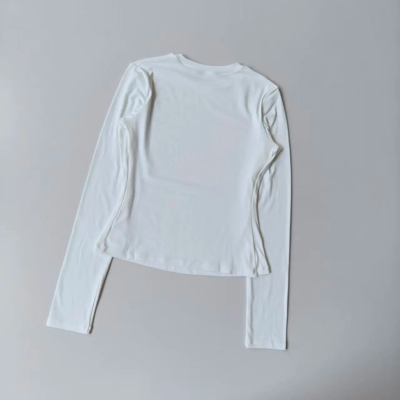 Women's Activewear Seamless Long-Sleeve Sports Top — Slim-Fit Yoga Workout Shirt — view 2 of women's activewear
