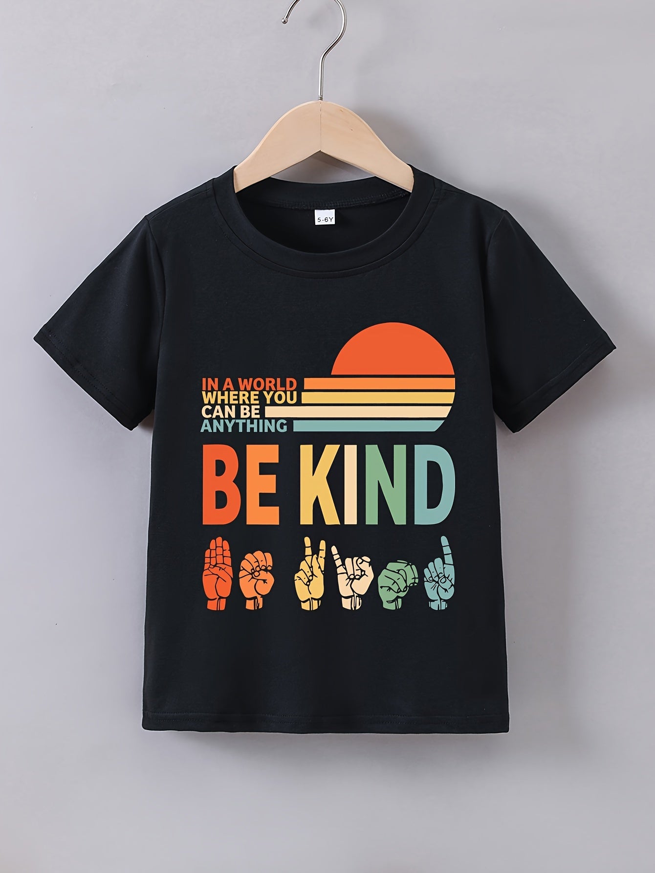 Vibrant BE KIND Print Crew Neck Tee - Soft, Breathable, Short Sleeve, Casual Daily Wear for Boys - Perfect Summer Top for Outdoor Play and School