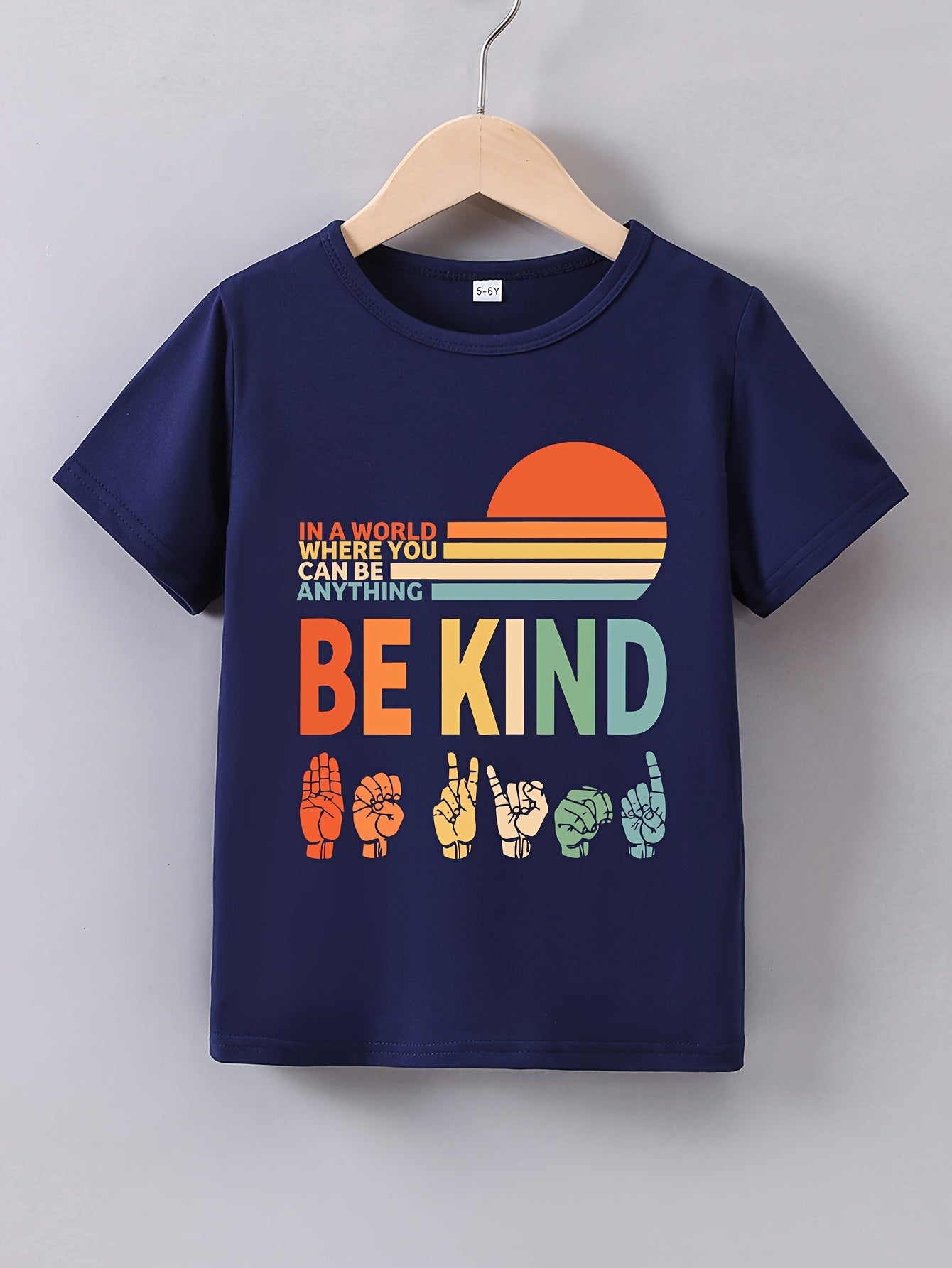 Vibrant BE KIND Print Crew Neck Tee - Soft, Breathable, Short Sleeve, Casual Daily Wear for Boys - Perfect Summer Top for Outdoor Play and School