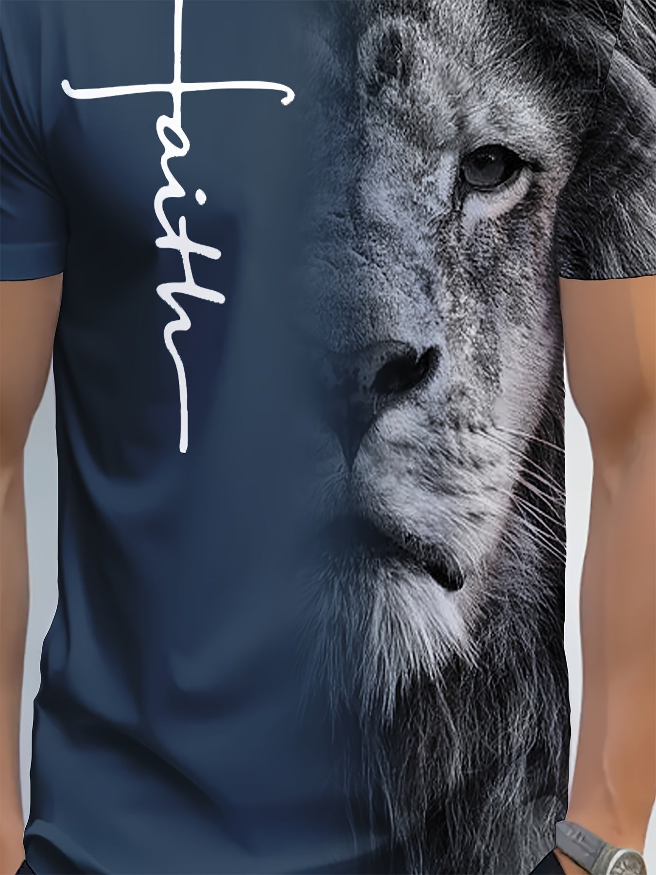 Men's Casual Short Sleeve Crew Neck T-Shirt - 'FAITH' & Lion Splicing Print Comfy Tee, Great Gift Idea