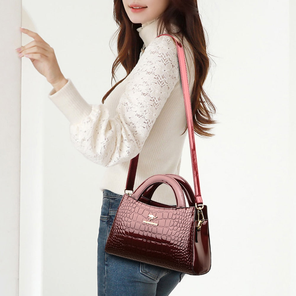 Women Luxury Patent Leather Messenger Bags Crocodile Female Crossbody