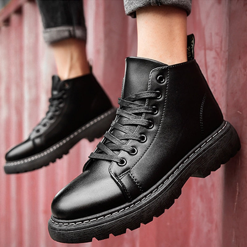 Men Shoes High-Top Martin Boots Black Leather Boots Plus Velvet Thick-Soled Non-Slip Boots Wear-Resistant Botas Hombre Botines