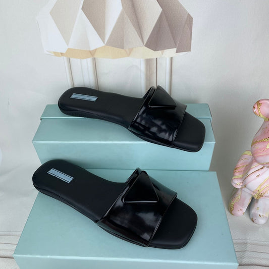 Womens Slippers Summer Beach Slide Leather Sandal Flats Woman Slipper Designer Shoes